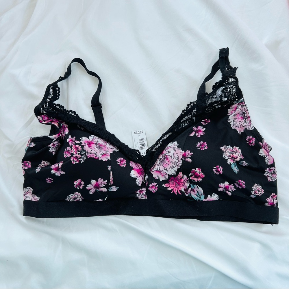 Torrid Curve NWT Lightly Lined Microfiber Plunge Bralette Floral Print Size 2 - Picture 2 of 8